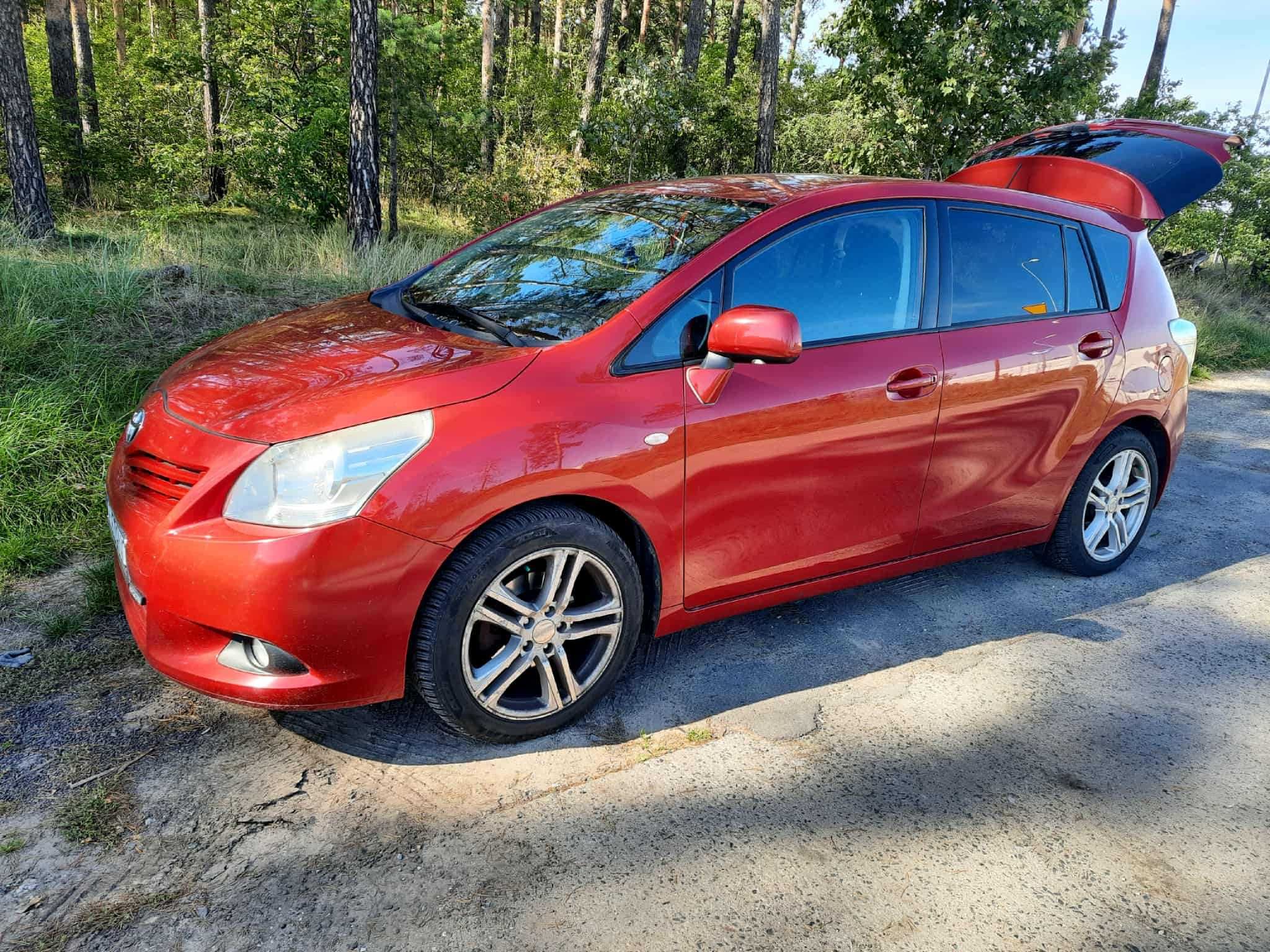 Toyota Verso 2.0 D-4D 2010