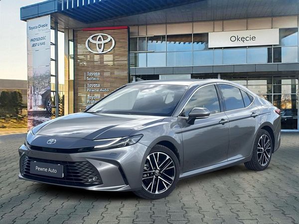 Toyota Camry 2.5 Hybrid 2025