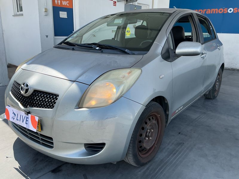 Toyota Yaris 1.0 VVT-i