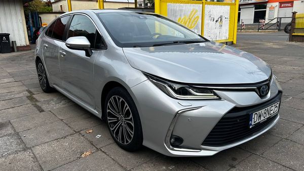 Toyota Corolla Hybryda+ LPG