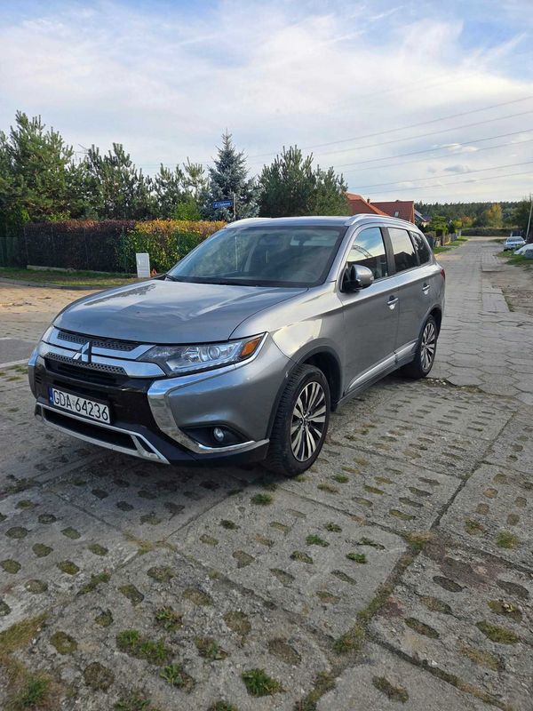 Mitsubishi Outlander 2.4 LPG 2019