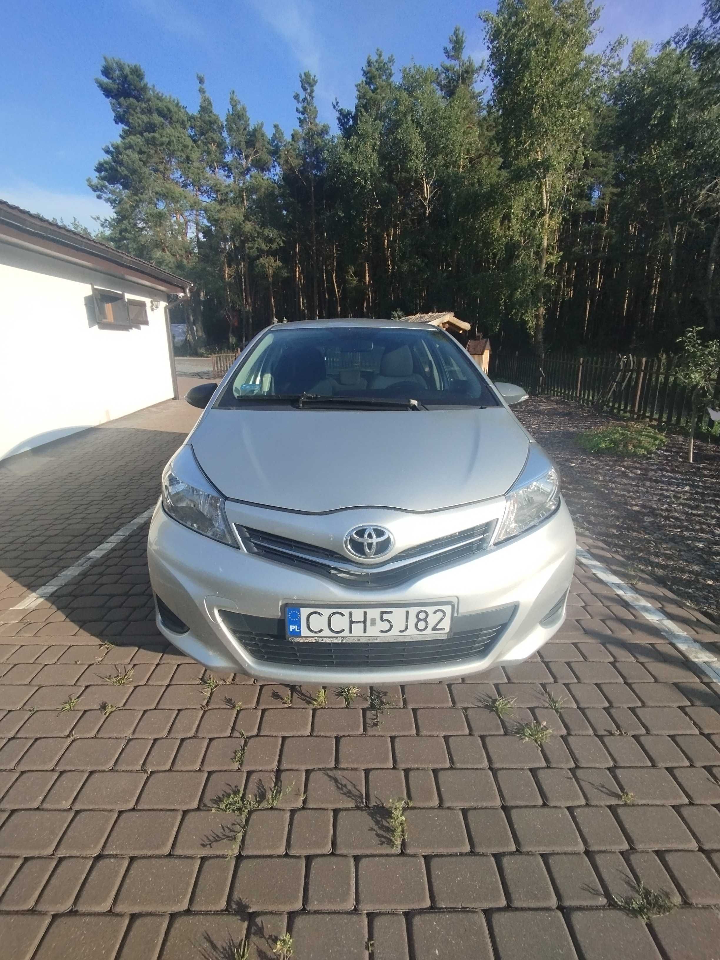 Toyota Yaris 1,0 benzyna + gaz
