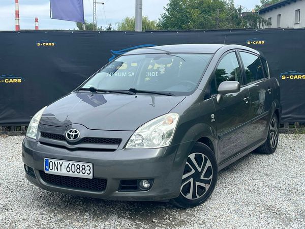 Toyota Corolla Verso 2.0 D • 7 SEAT • TOW BAR • INSURANCE AND INSPECTION UNTIL 2027 !!! • Trade-in