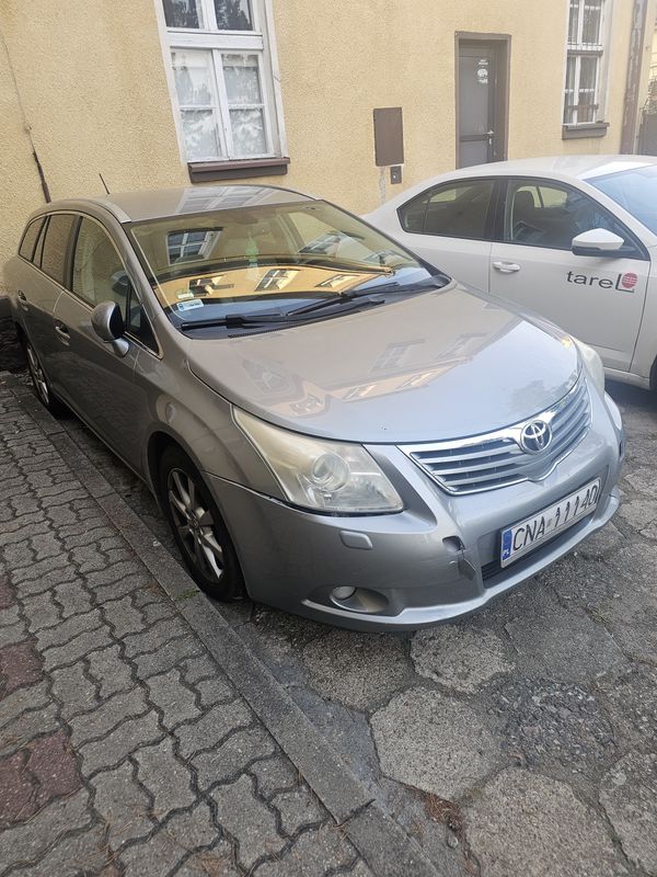 Toyota Avensis 2.0 D-4D 2010