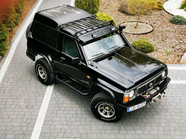 Nissan Patrol Y60 ciężarowy