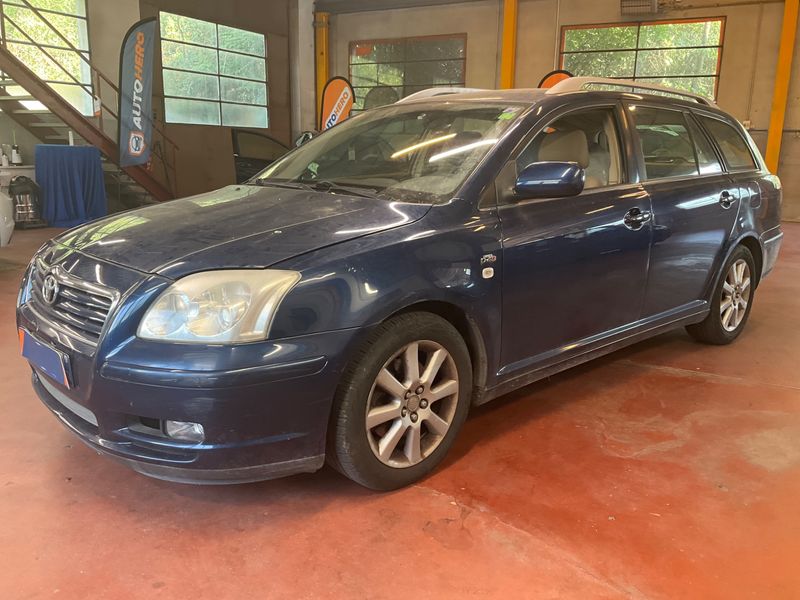 Toyota Avensis 2.0 D-4D Sol