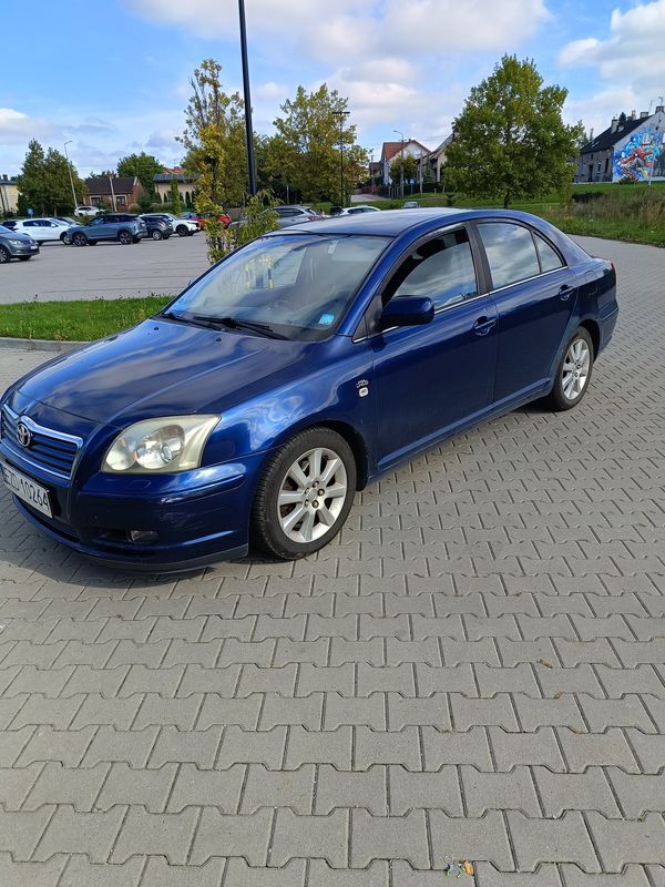 Toyota Avensis 2.0 D-4D 2003