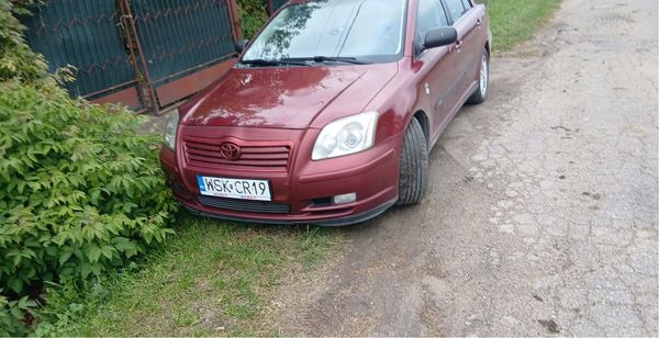 Toyota Avenis 2,0d4d 116KM Klimatyzacja alufelgi /Zamiana