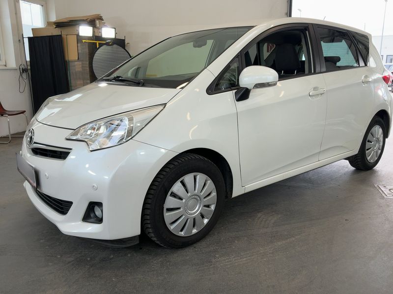 Toyota Verso-S 1.33 Dual VVT-i Active