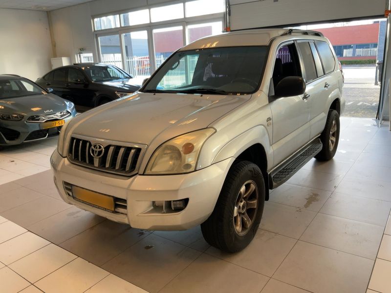 Toyota Land Cruiser 3.0 D-4D