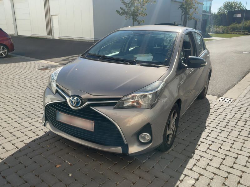 Toyota Yaris 1.5 Hybrid Cacharel