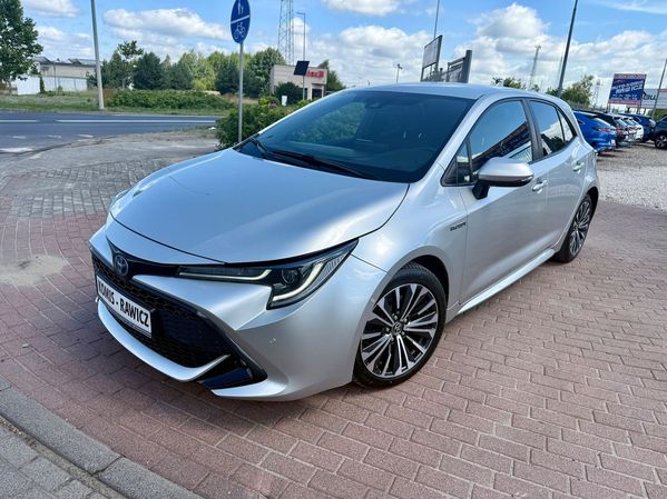 Toyota Corolla 2.0i HYBRID Navi Full led Extra stan !!