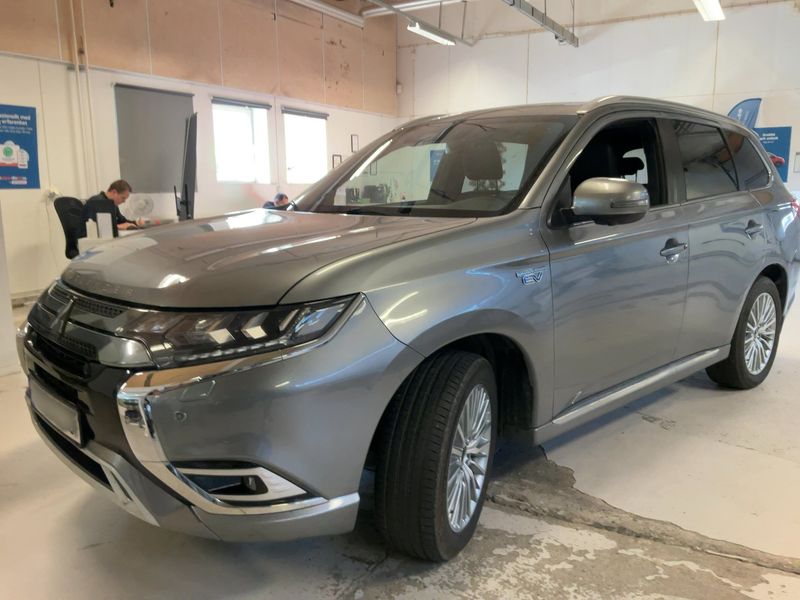 Mitsubishi Outlander 2.4 Phev 4WD