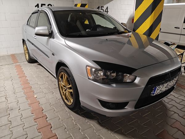 Mitsubishi Lancer 1.8 benzyna , 2009r , samochód prywatny