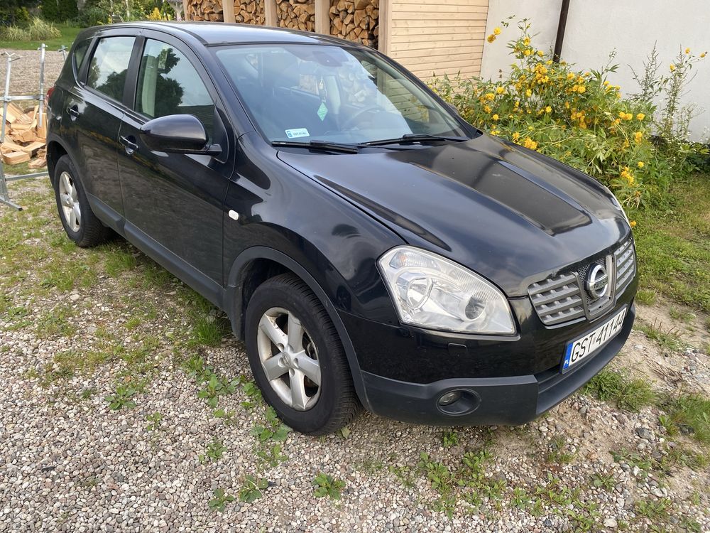 Nissan quashqai 2.0 dci 150 km zadbany uszkodzony