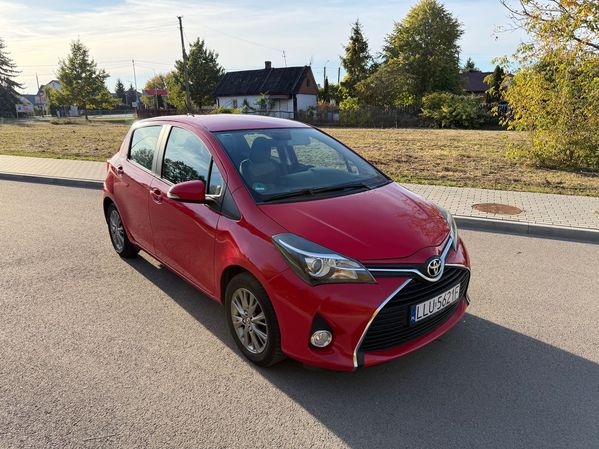 Toyota Yaris Piękna yaris, kamera, klima, 5 drzwi, alumy, duży wypas