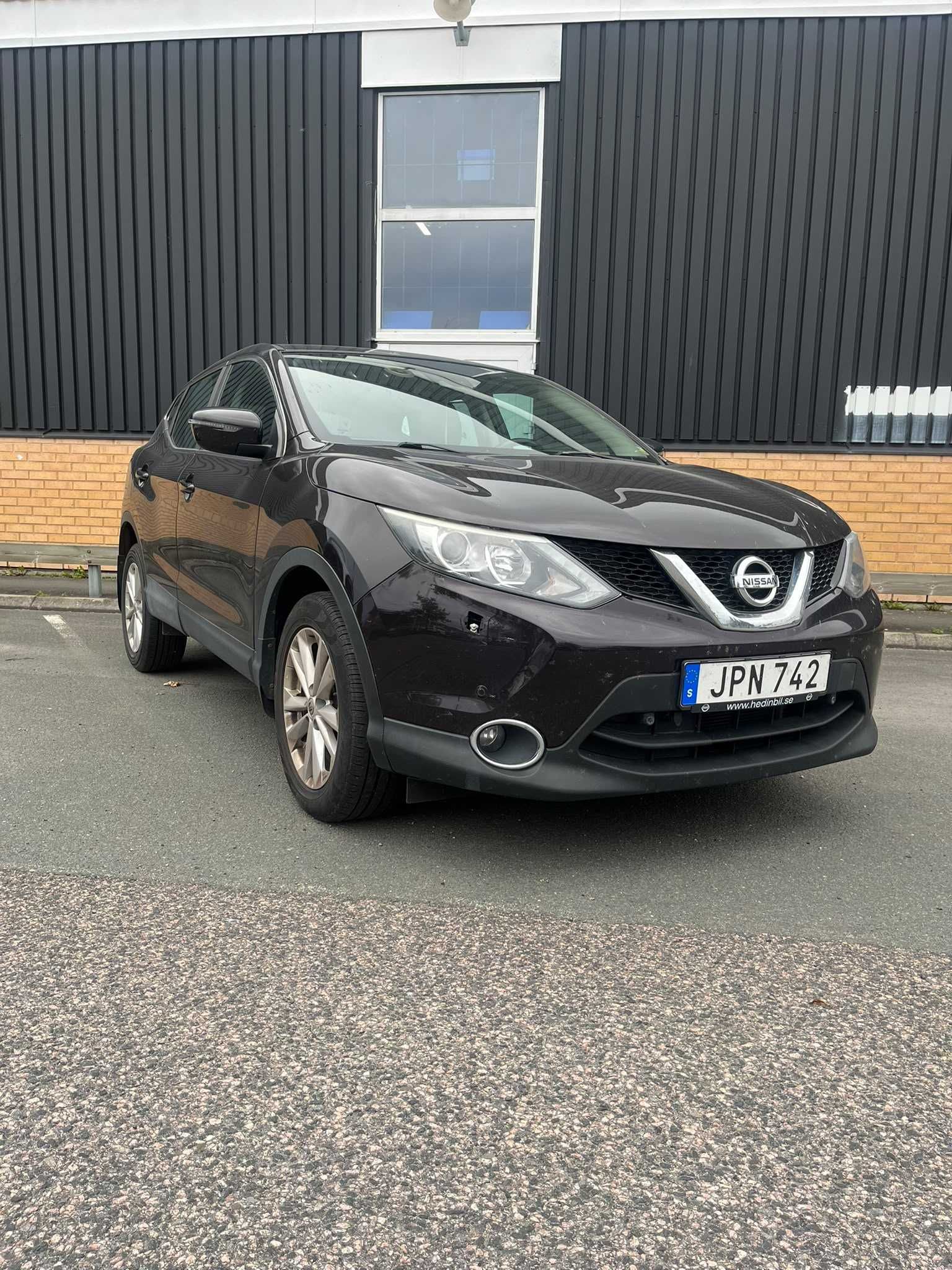 Nissan Qashqai 1.2 DIG-T 2014