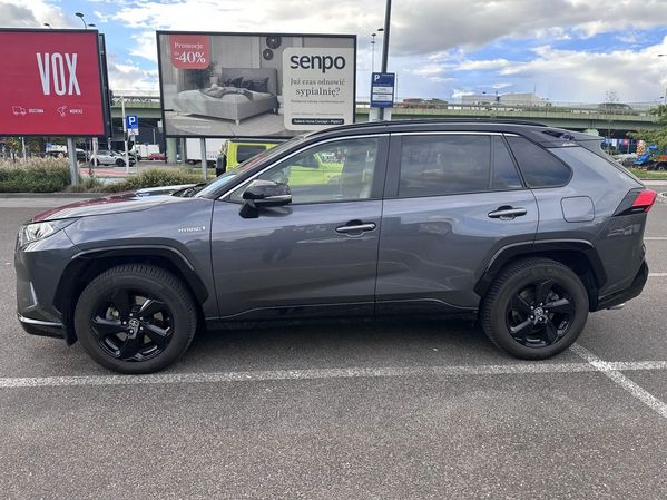 Toyota RAV4 Pierszy właściciel. 4x4. Głośniki JBL. Dach panoramiczny. Gwarancja.