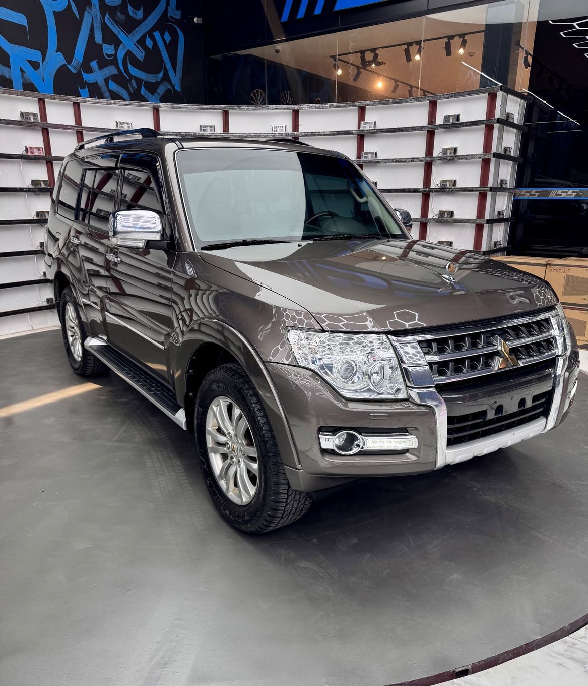 Mitsubishi Pajero 3.8 Petrol 4x4 2015