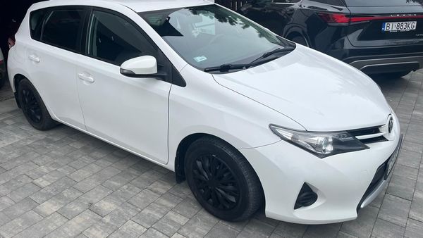 Toyota Auris 1.3 LPG 2014
