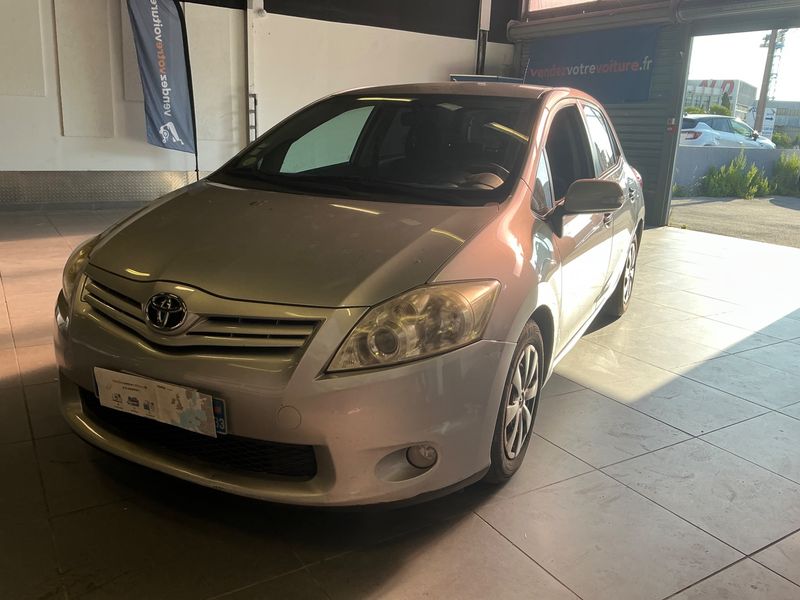 Toyota Auris 1.4 Turbodiesel Dynamic