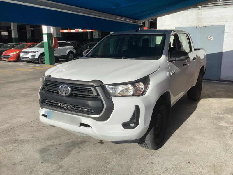 Toyota Hilux 2.4 D-4D Double Cab Active 4x4