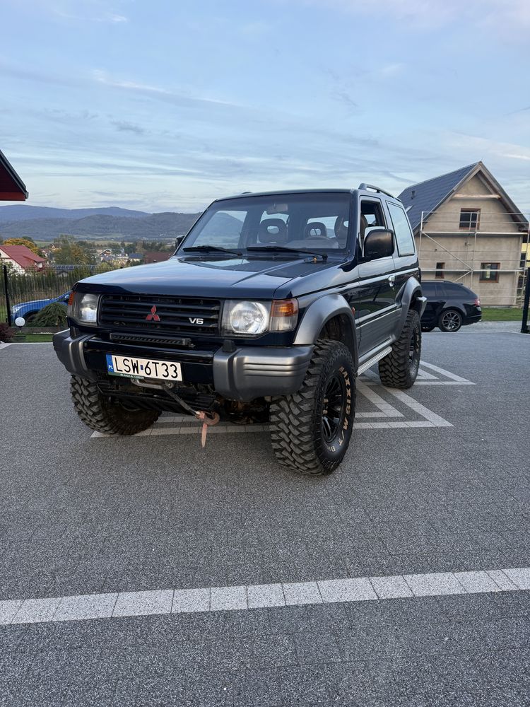 Mitsubishi Pajero 3.5 Petrol 4x4 1991