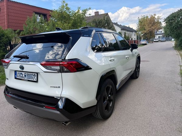 Toyota RAV-4 2.5 Hybrid 2019
