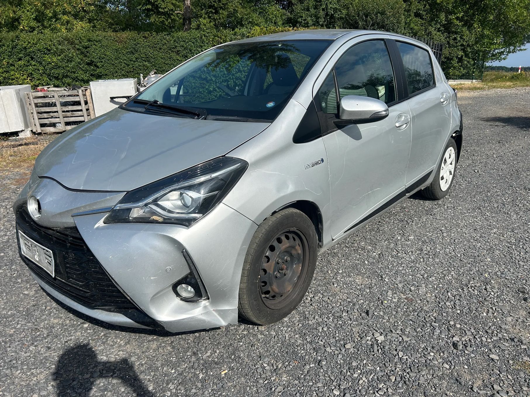 Toyota Yaris TOYOTA YARIS 1,5 hybryda