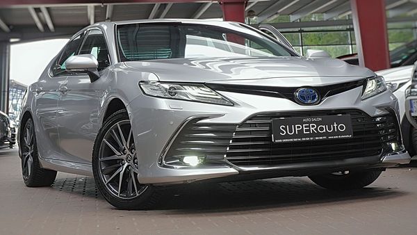 Toyota Camry 2.5 Hybrid 2022