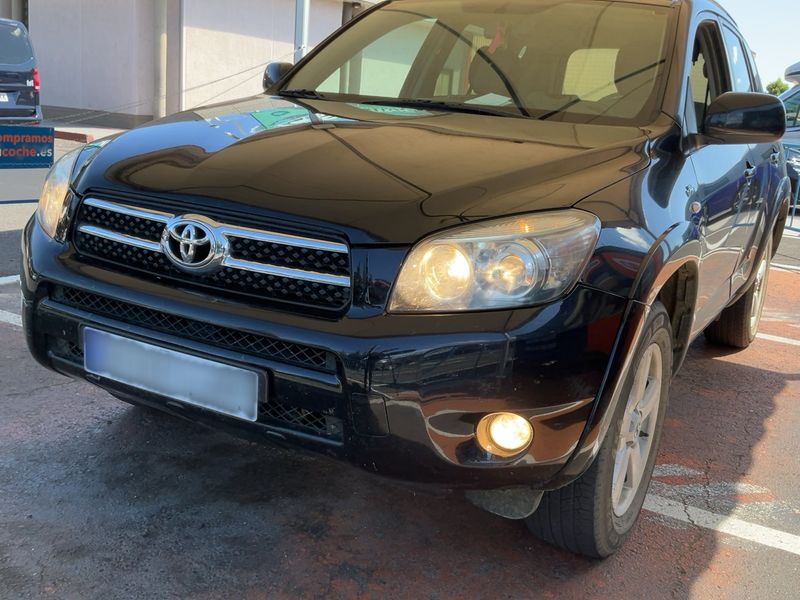 Toyota RAV 4 2.2 D-CAT Sol
