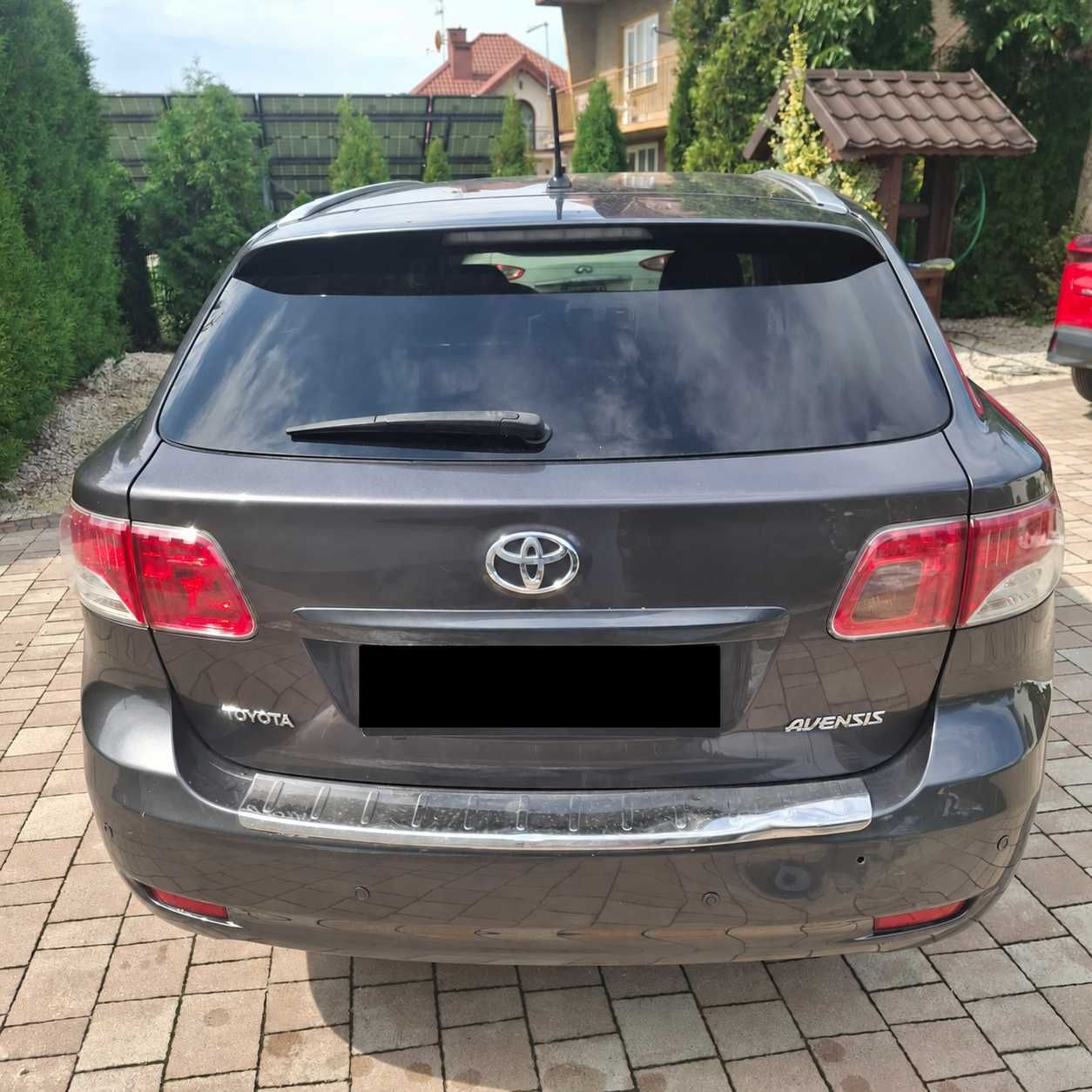 Toyota Avensis 2010