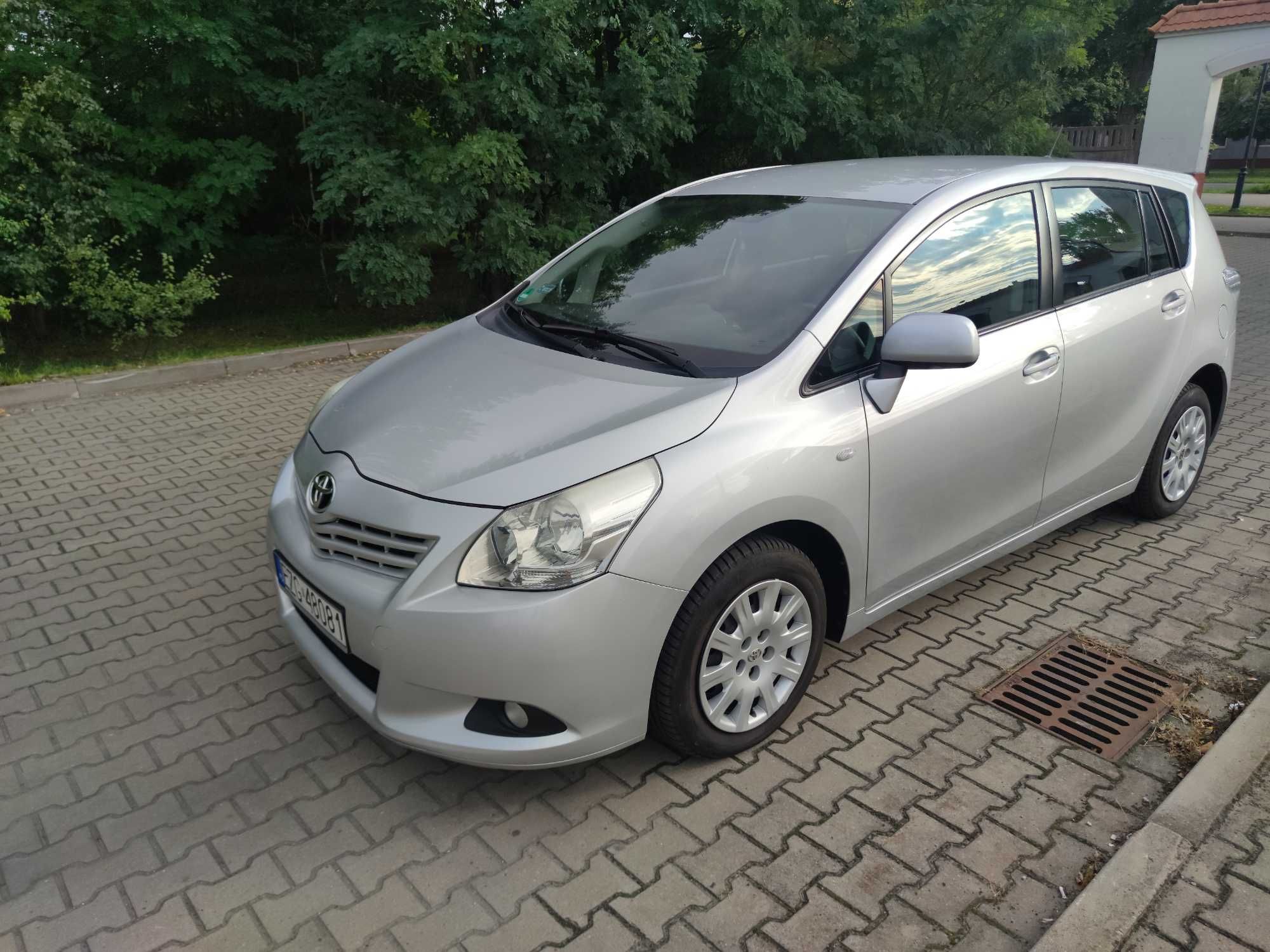 Toyota Verso 1.6 Petrol 2009