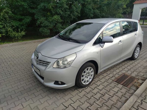 Toyota Verso 1.6 Petrol 2009