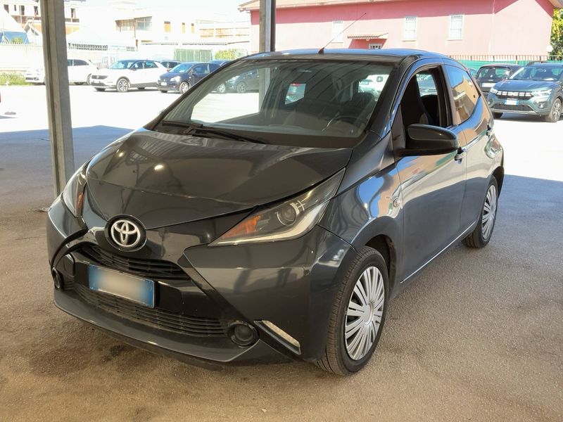 Toyota Aygo 1.0 X-Play