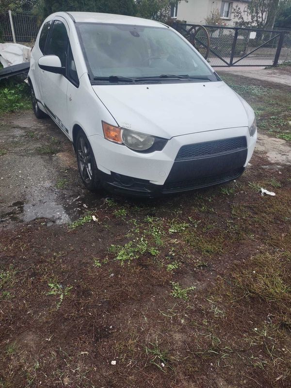 Mitsubishi Colt 1.5 Petrol 2010