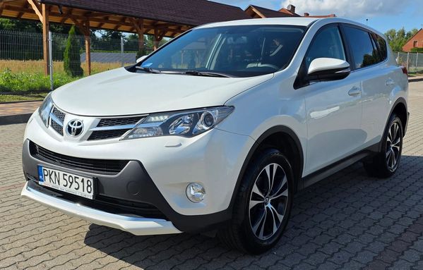 Toyota RAV-4 2.0 Petrol 4x4 2015