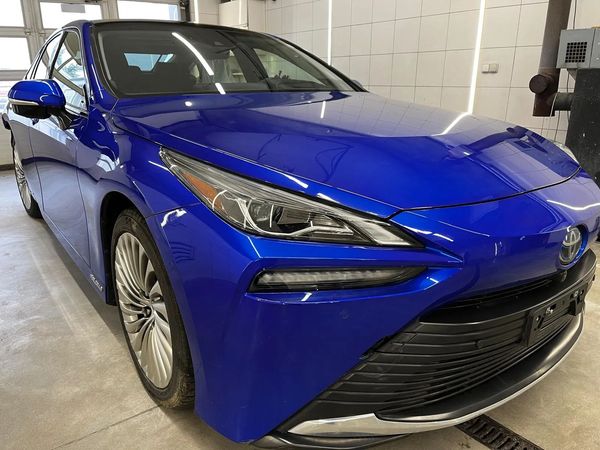 Toyota Mirai Hybrid 2021