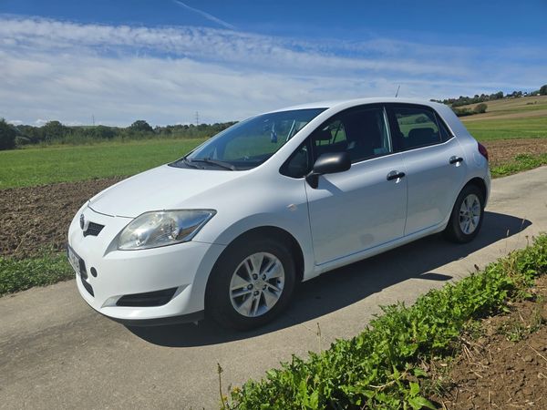 Toyota AURIS 1.4 D4D