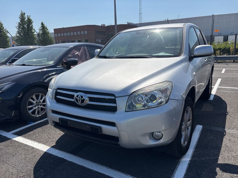 Toyota RAV 4 2.0 Cross Sport