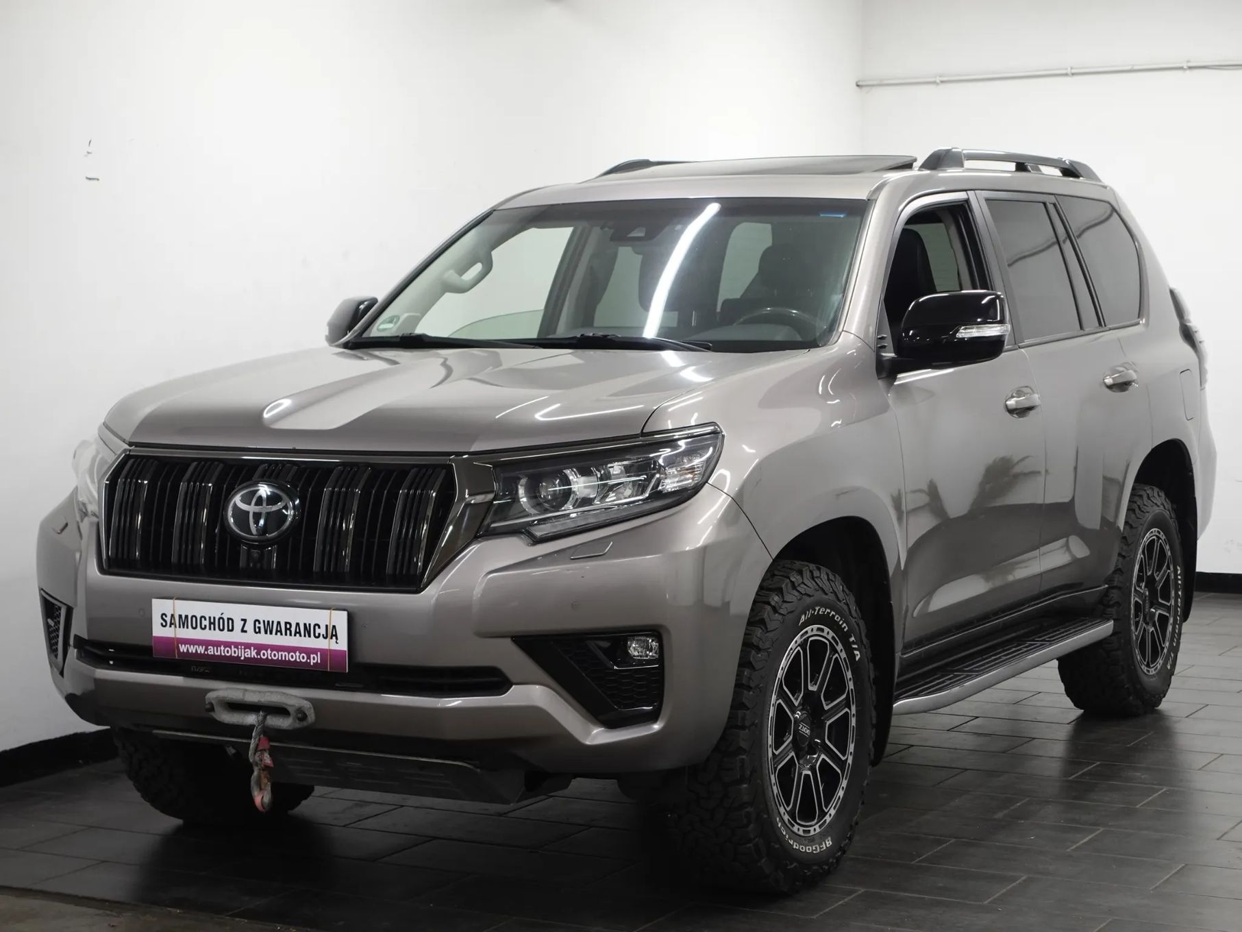 Toyota Land Cruiser 2.8D-4D 204PS EXECUTIVE / Raport CarVertical + Gwarancja - AUTO BIJAK