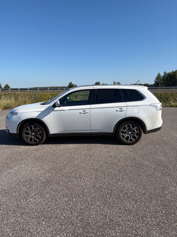 Mitsubishi Outlander 2.0 LPG 4x4 2014