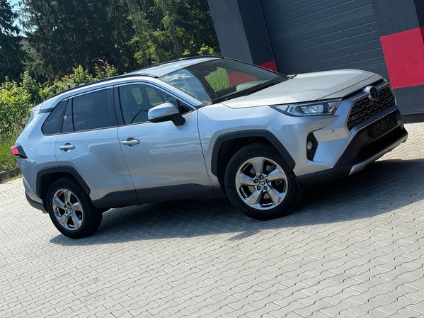 Toyota RAV4 Toyota Rav4 2.0 benzyna automat Kamery 360 El.Klapa czujniki parkowani