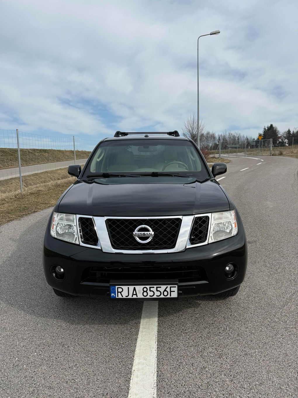 Nissan Pathfinder 4.0 Petrol 4x4 2012