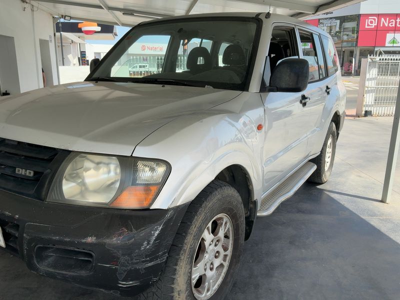 Mitsubishi Pajero 3.2 DI-D GLS