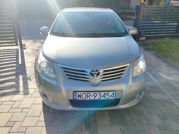 Toyota Avensis 1.8+GAZ 2011