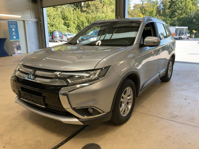 Mitsubishi Outlander 2.2 DI-D Intense 4WD