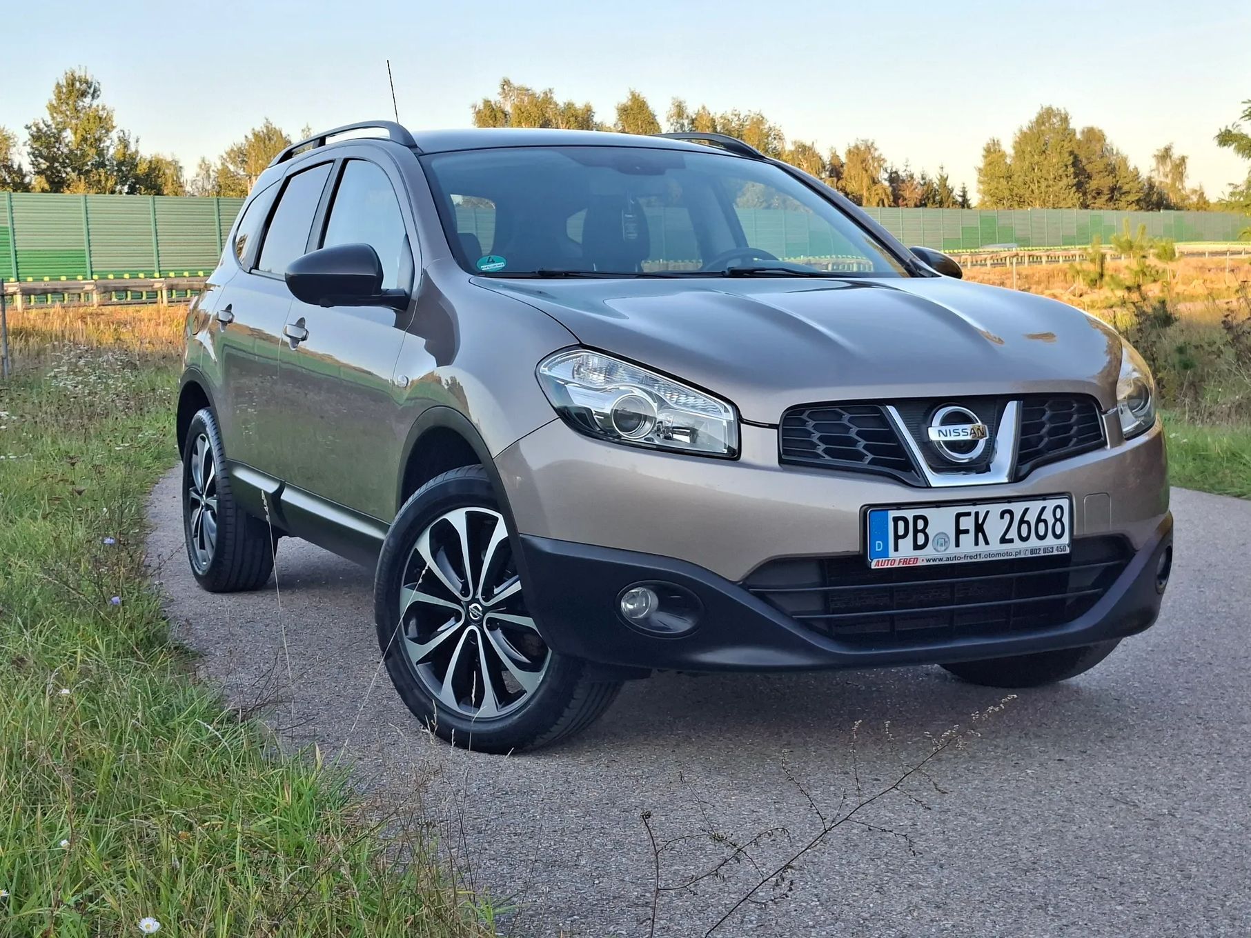 Nissan Qashqai+2 2.0 Petrol 2013