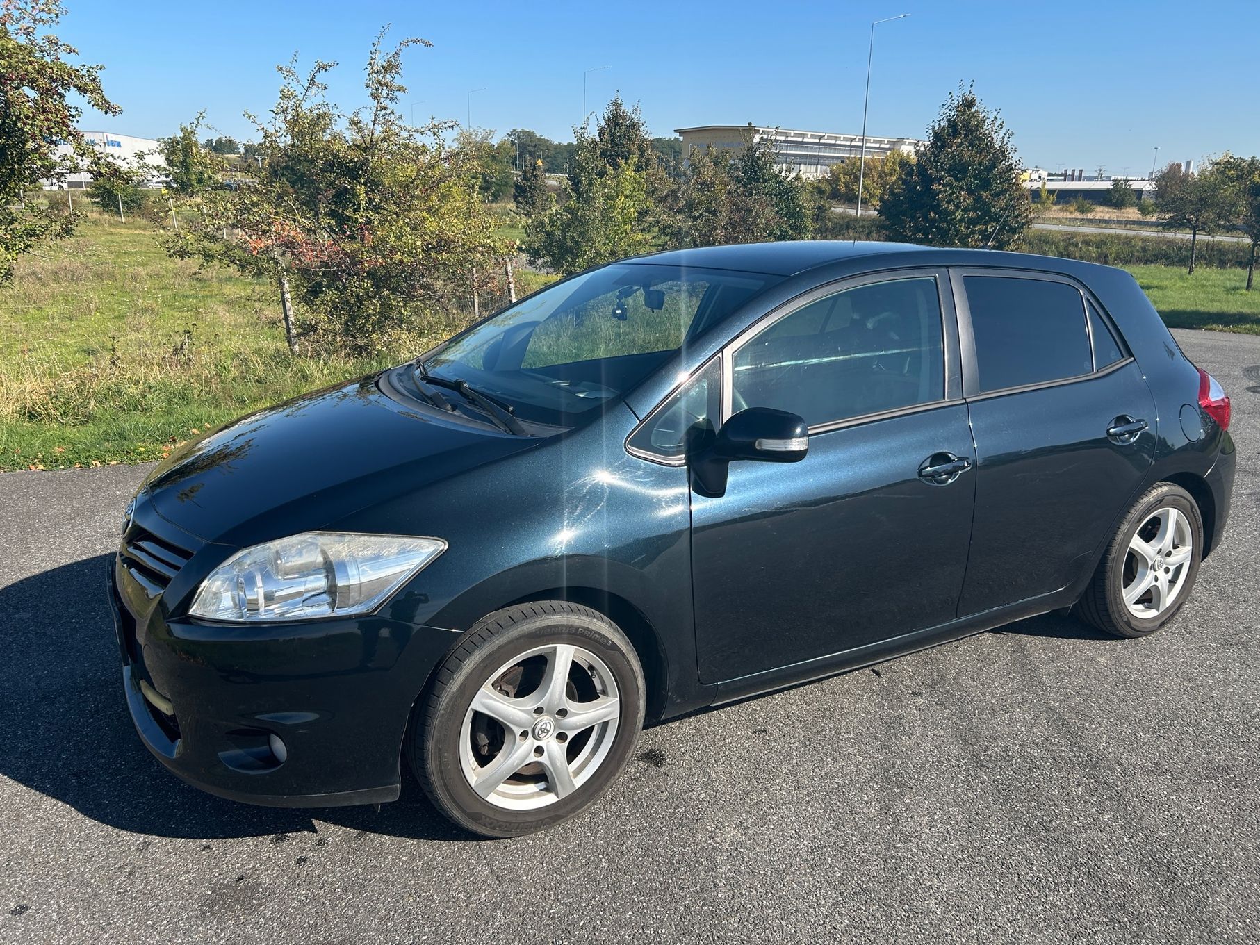 Toyota Auris 1.6 Petrol 2011