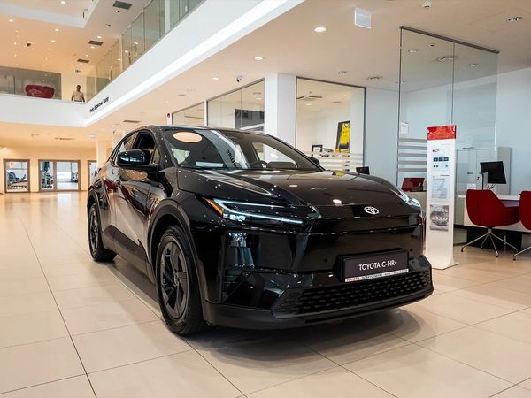 Toyota C-HR+ Toyota C-HR+ Style 167 KW COLLECTION NOVEMBER/December 2026